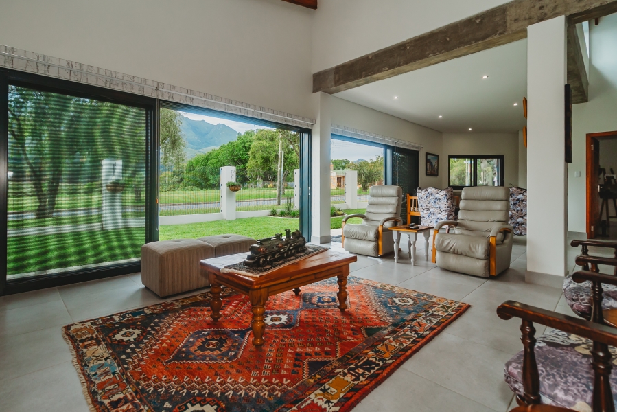 3 Bedroom Property for Sale in Heatherlands Western Cape